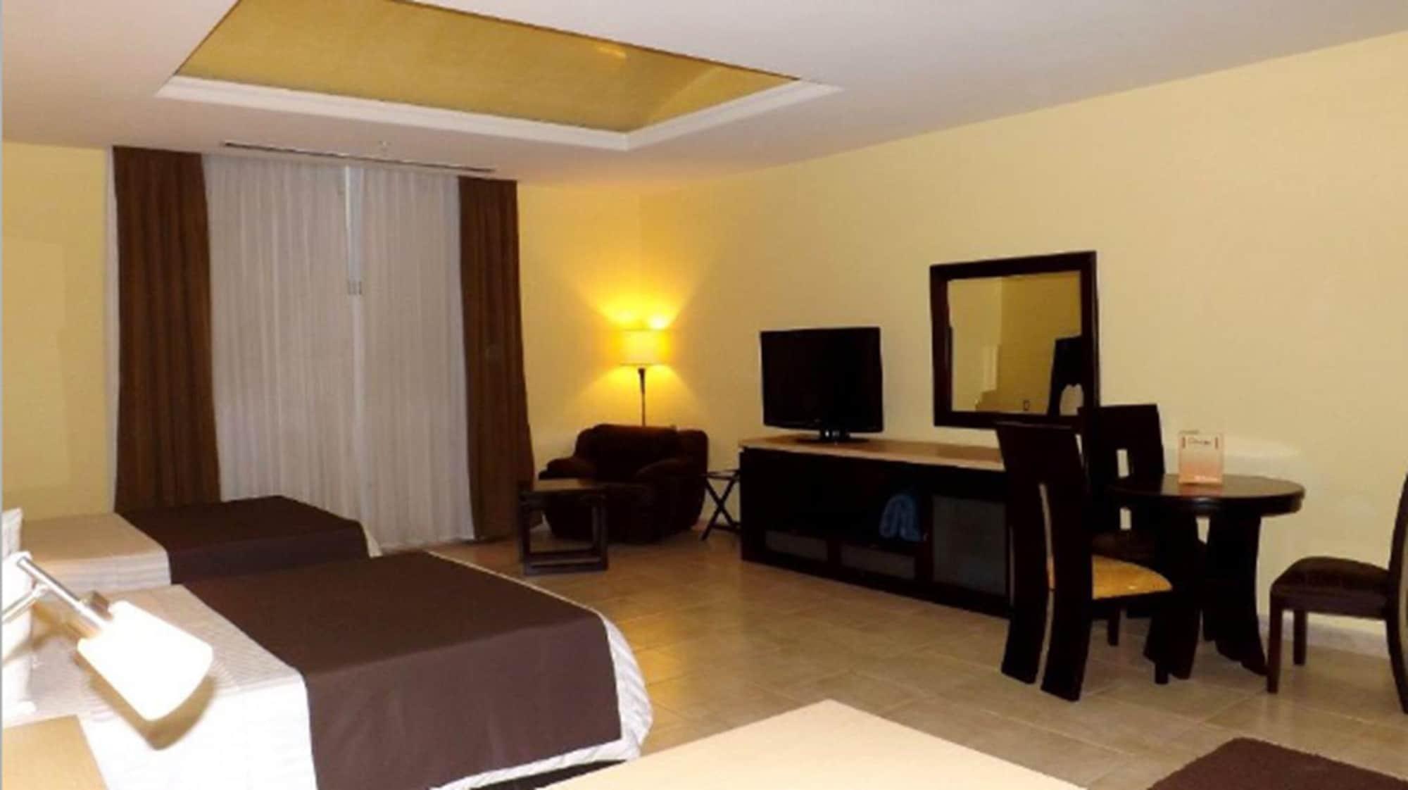 Hipico Inn Hotel Poza Rica Exterior photo